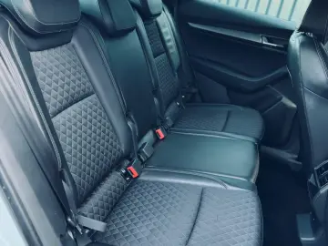 SKODA KAROQ   FAB 01.2018