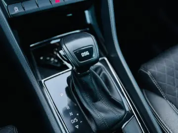 SKODA KAROQ   FAB 01.2018