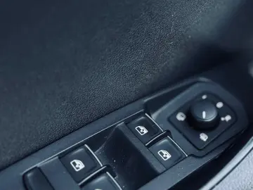 SKODA KAROQ   FAB 01.2018