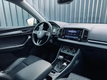 SKODA KAROQ   FAB 01.2018