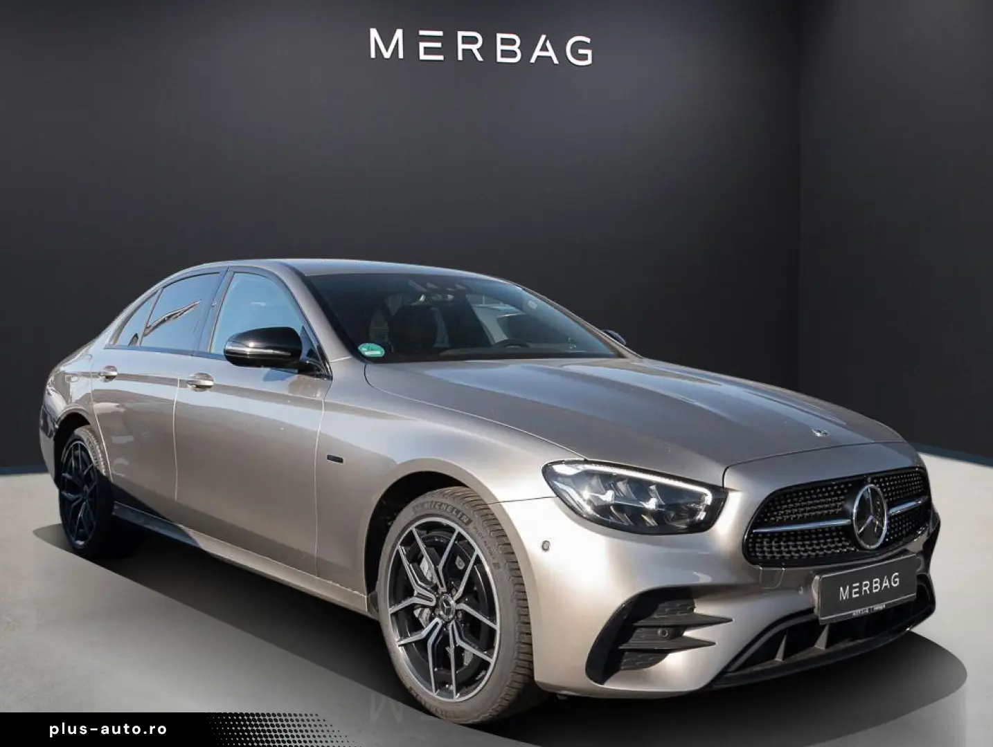 MERCEDES-BENZ E 300 e 4MATIC Limousine ACC LED Navi &hellip;