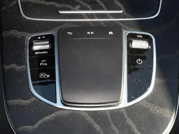 MERCEDES-BENZ E 300 e 4MATIC Limousine ACC LED Navi &hellip;