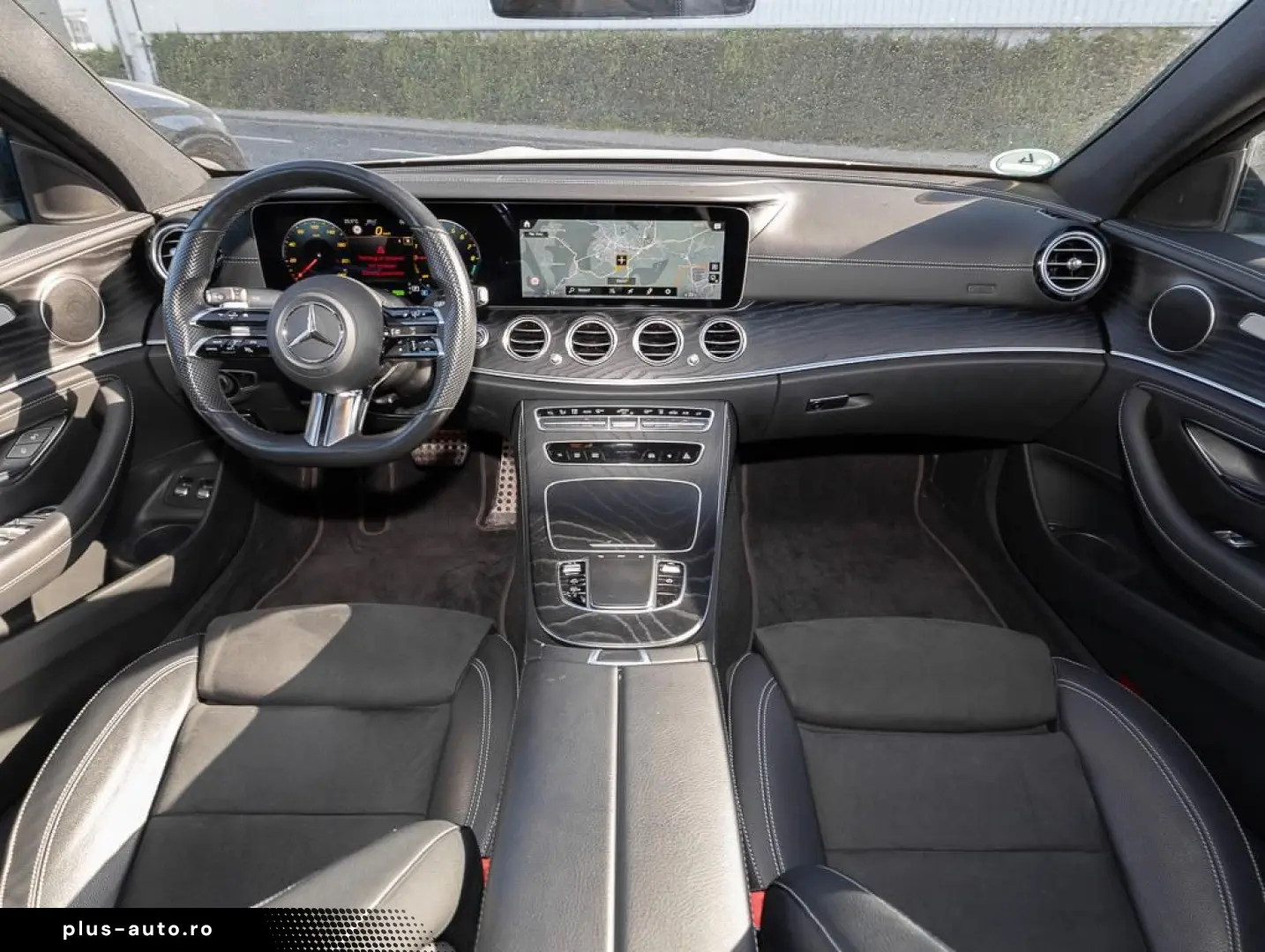 MERCEDES-BENZ E 300 e 4MATIC Limousine ACC LED Navi &hellip;