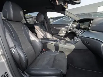 MERCEDES-BENZ E 300 e 4MATIC Limousine ACC LED Navi &hellip;