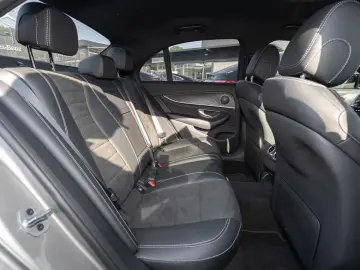 MERCEDES-BENZ E 300 e 4MATIC Limousine ACC LED Navi &hellip;