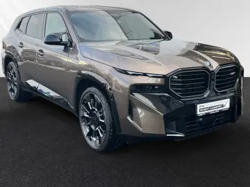 BMW XM 50e Indiv. Sepang AHK 23 LMR