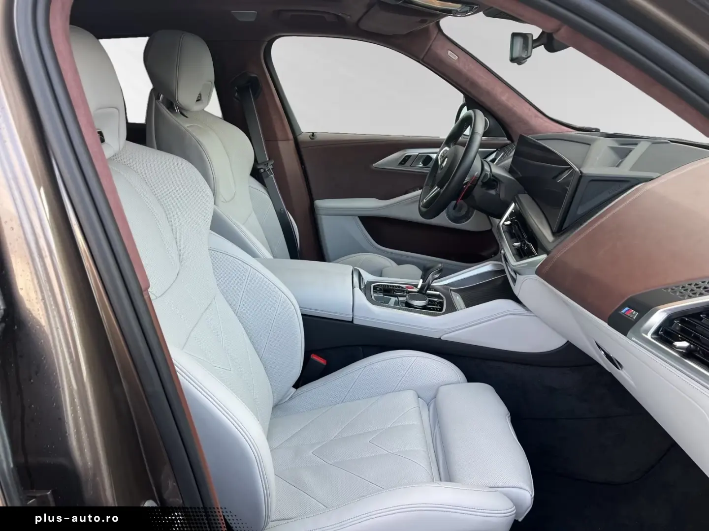 BMW XM 50e Indiv. Sepang AHK 23 LMR