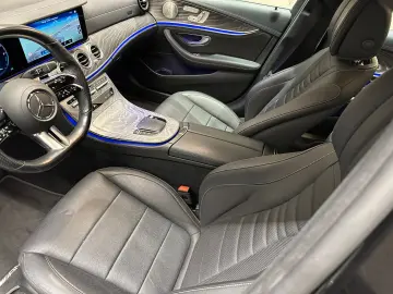 MERCEDES-BENZ E300 de AMG LINE  1. HAND BURMESTER DI&hellip;