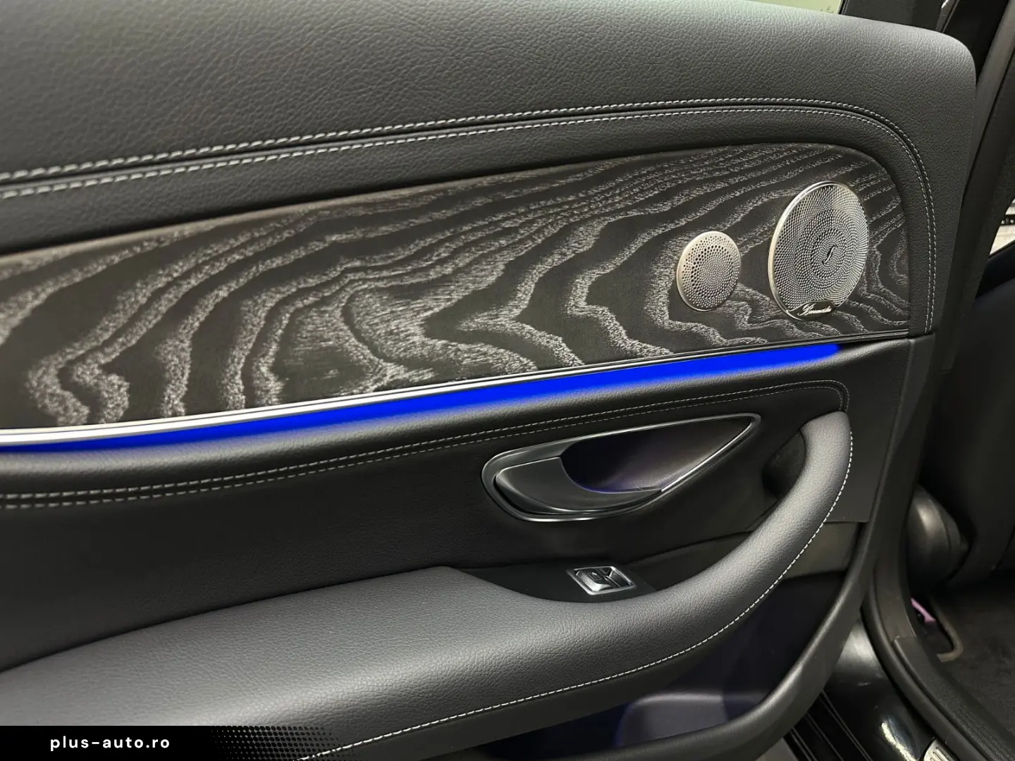 MERCEDES-BENZ E300 de AMG LINE  1. HAND BURMESTER DI&hellip;