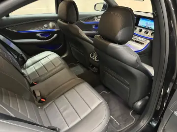 MERCEDES-BENZ E300 de AMG LINE  1. HAND BURMESTER DI&hellip;