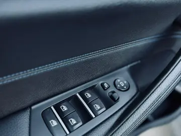 BMW 545e G30 LCI X-DRIVE M-PACHET  FAB 07.2021