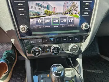 190cp 4x4 automat fulloption Canton CumpRoNouLeasing TVA