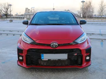 TOYOTA Yaris 1.6-l-Turbo GR