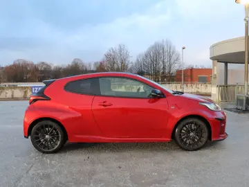 TOYOTA Yaris 1.6-l-Turbo GR