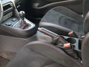 TOYOTA Yaris 1.6-l-Turbo GR