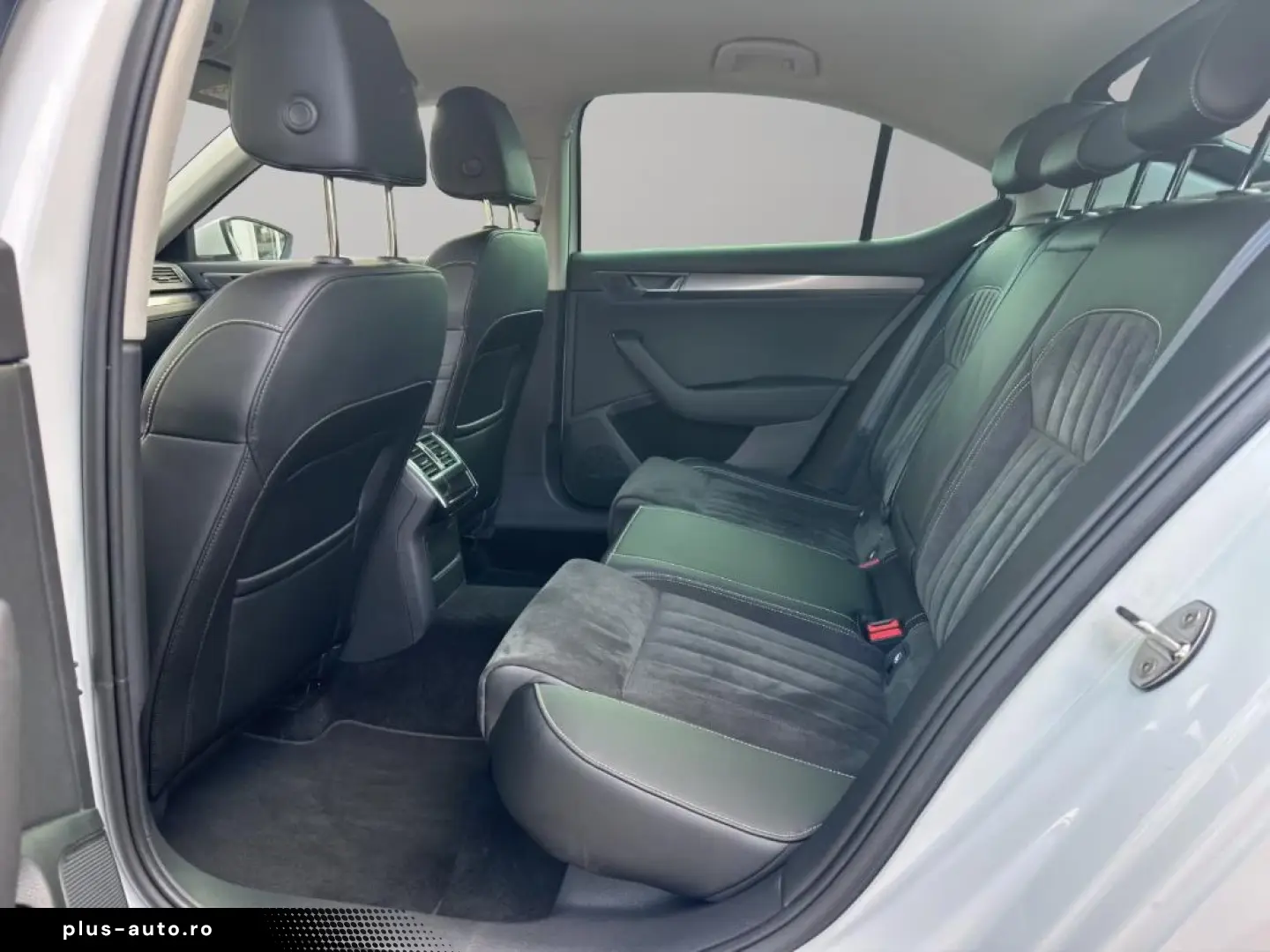 Skoda Superb  Virtual Memory Kamera LED