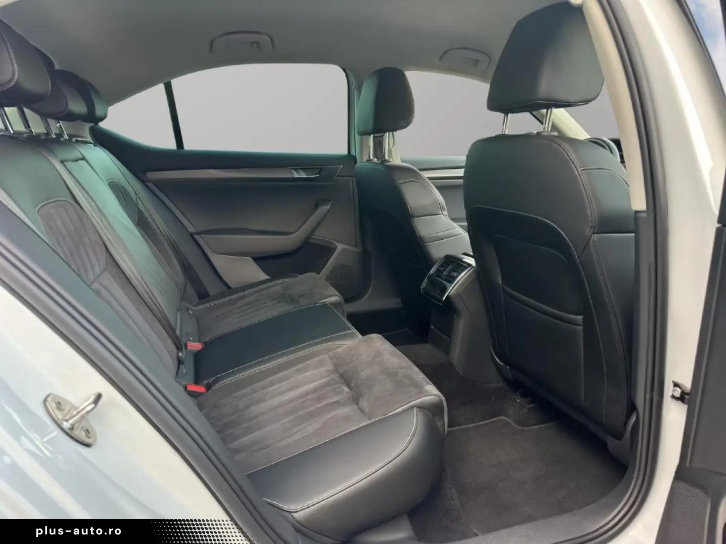 Skoda Superb  Virtual Memory Kamera LED