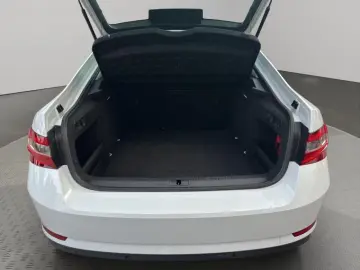 Skoda Superb  Virtual Memory Kamera LED