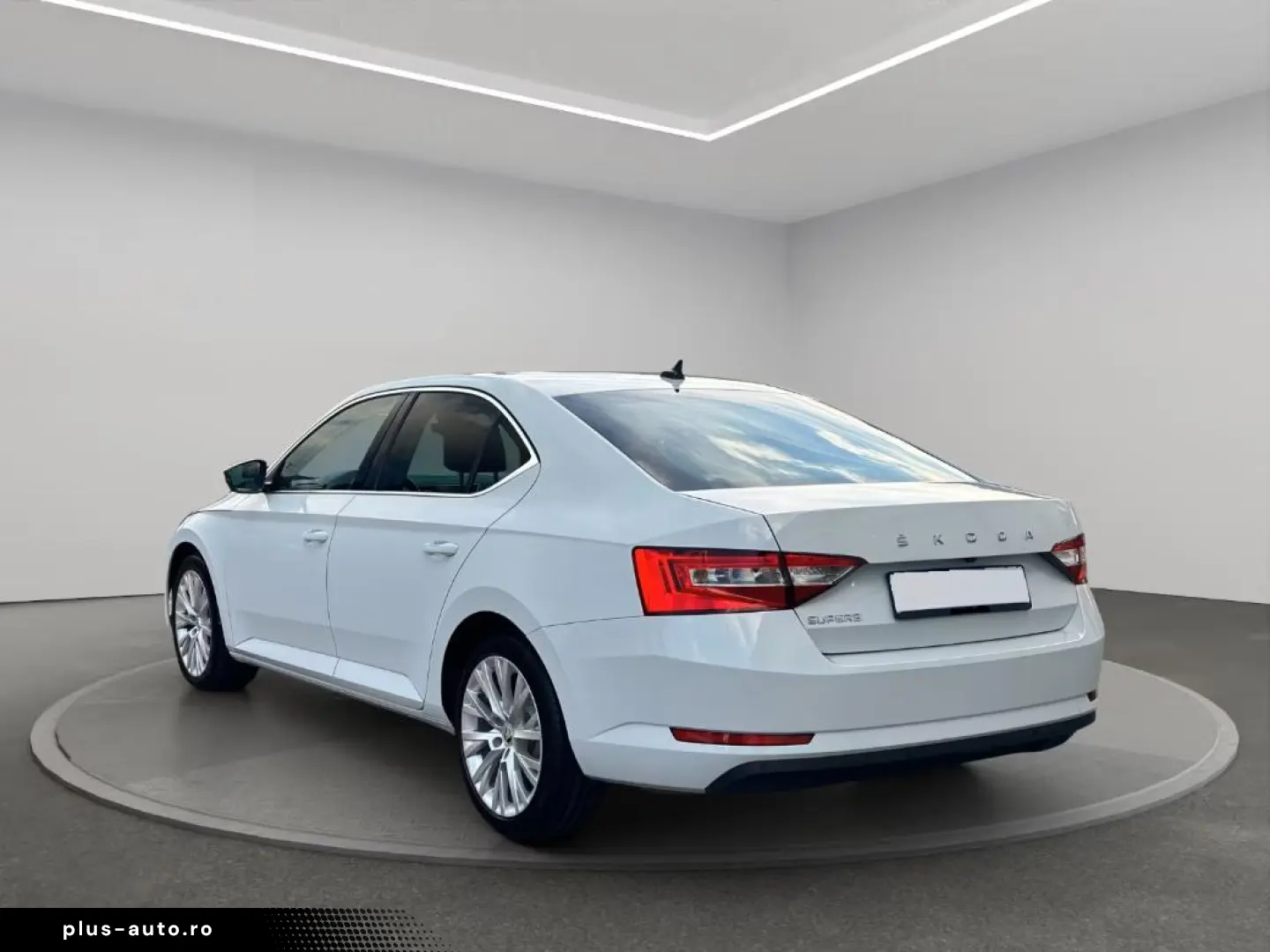 Skoda Superb  Virtual Memory Kamera LED