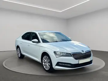 Skoda Superb  Virtual Memory Kamera LED