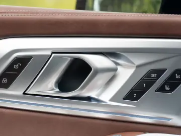 BMW XM 50e DR.ASS.PRO.MASSAGE