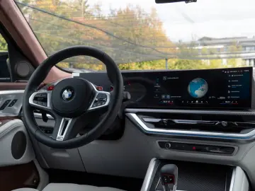 BMW XM 50e DR.ASS.PRO.MASSAGE