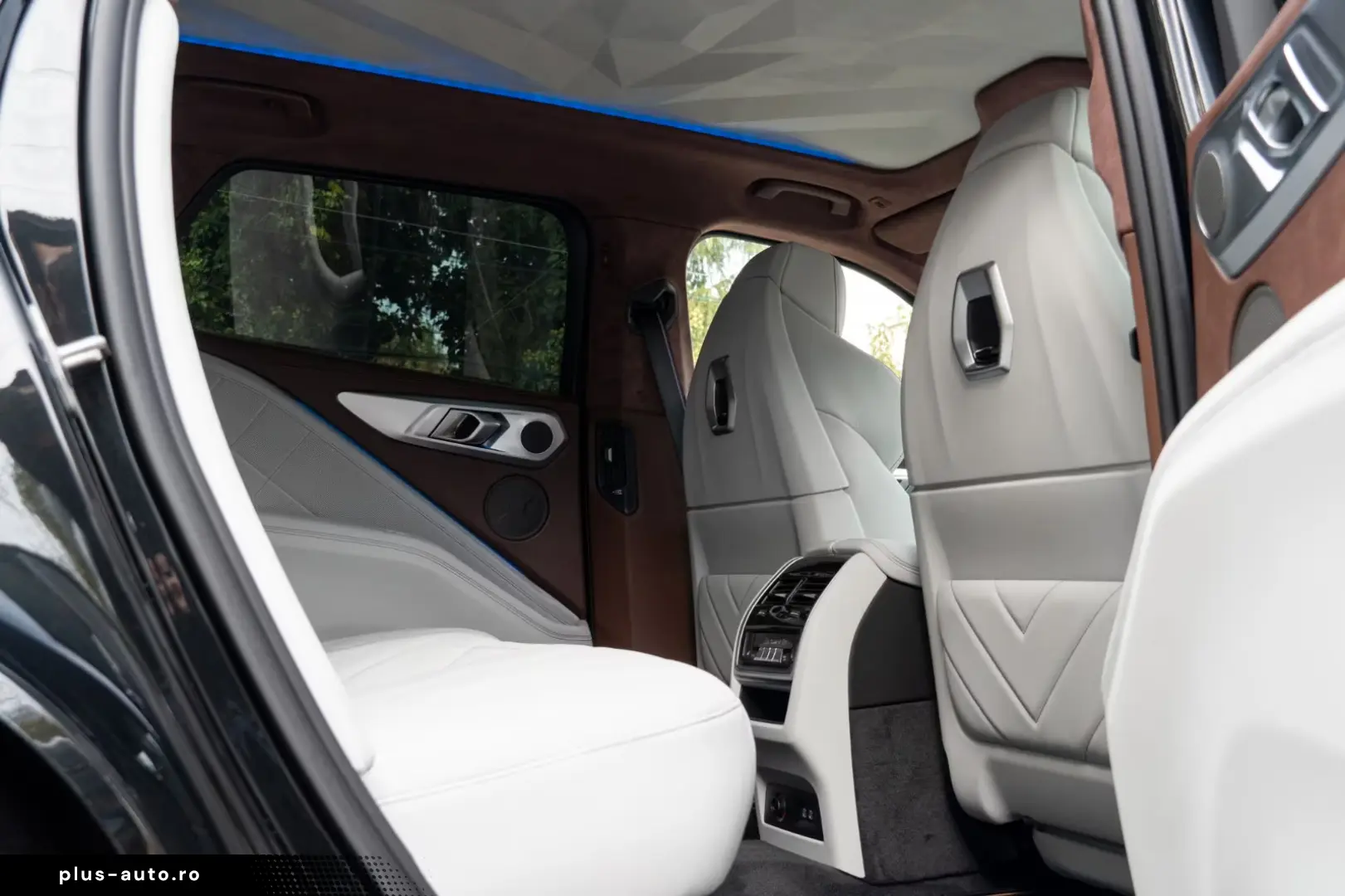 BMW XM 50e DR.ASS.PRO.MASSAGE