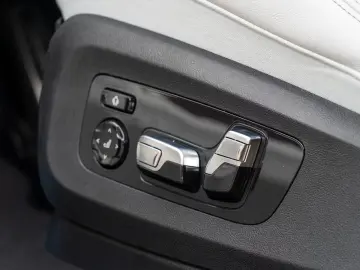 BMW XM 50e DR.ASS.PRO.MASSAGE