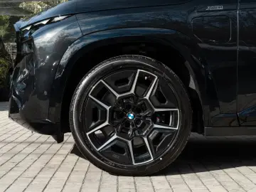 BMW XM 50e DR.ASS.PRO.MASSAGE