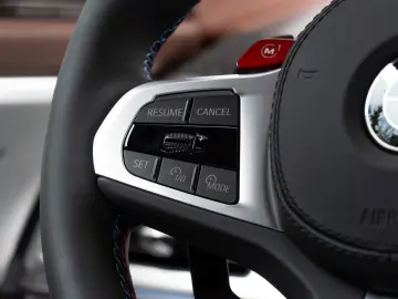 BMW XM 50e DR.ASS.PRO.MASSAGE