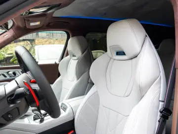 BMW XM 50e DR.ASS.PRO.MASSAGE