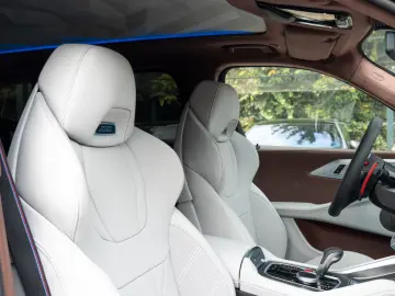 BMW XM 50e DR.ASS.PRO.MASSAGE