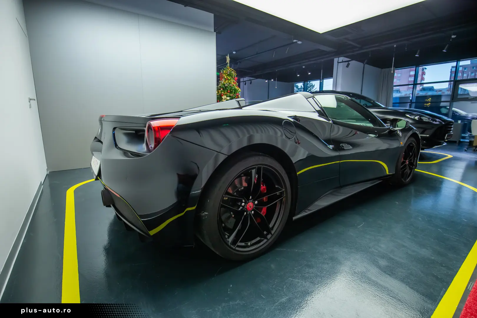 FERRARI 488 Spider  Lift  Intl. Warranty 04.27  Full PPF