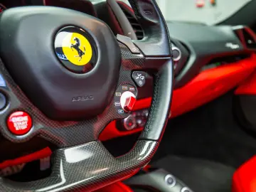 FERRARI 488 Spider  Lift  Intl. Warranty 04.27  Full PPF