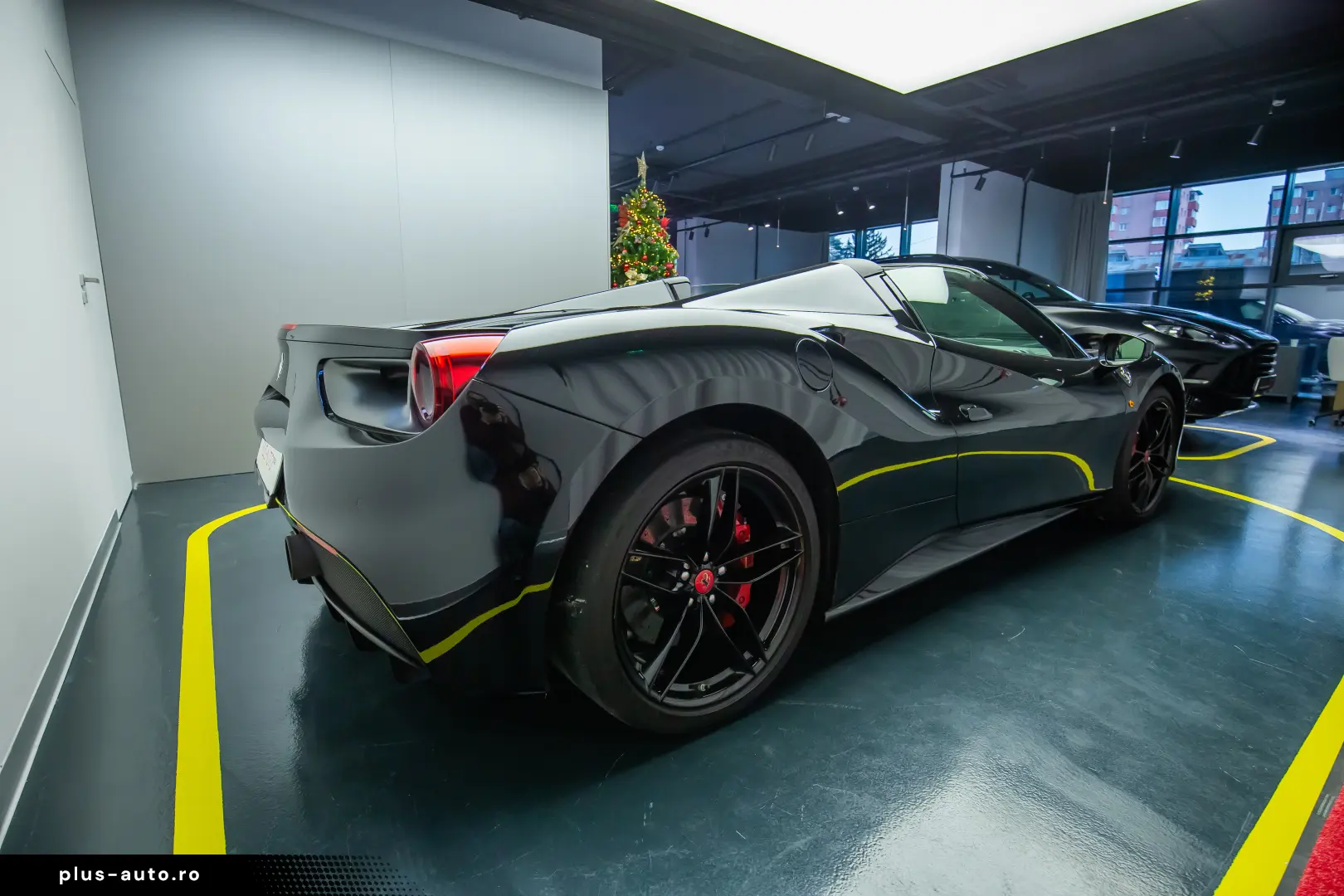 FERRARI 488 Spider  Lift  Intl. Warranty 04.27  Full PPF