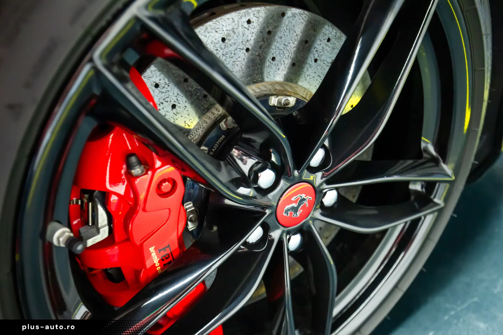 FERRARI 488 Spider  Lift  Intl. Warranty 04.27  Full PPF