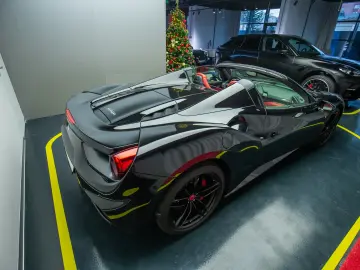 FERRARI 488 Spider  Lift  Intl. Warranty 04.27  Full PPF