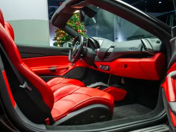 FERRARI 488 Spider  Lift  Intl. Warranty 04.27  Full PPF