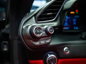 FERRARI 488 Spider  Lift  Intl. Warranty 04.27  Full PPF