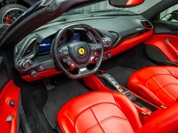 FERRARI 488 Spider  Lift  Intl. Warranty 04.27  Full PPF