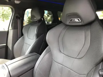 BMW XM AHK B&W Surround DAB