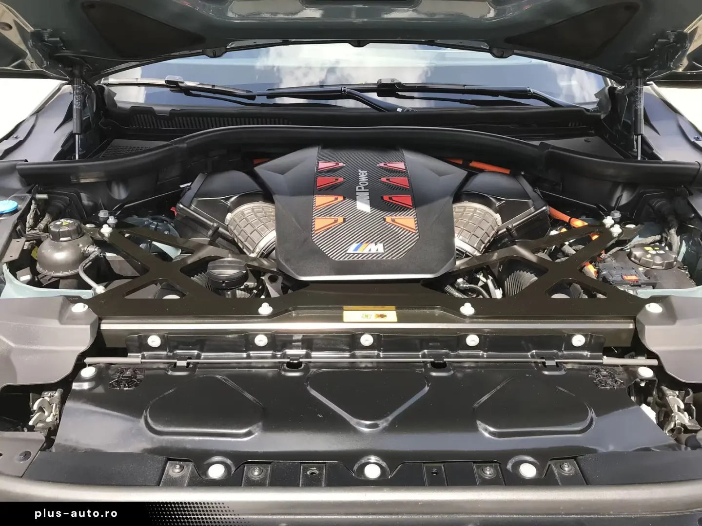 BMW XM AHK B&W Surround DAB