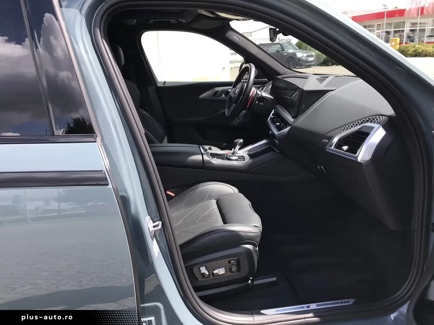 BMW XM AHK B&W Surround DAB