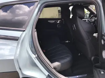 BMW XM AHK B&W Surround DAB