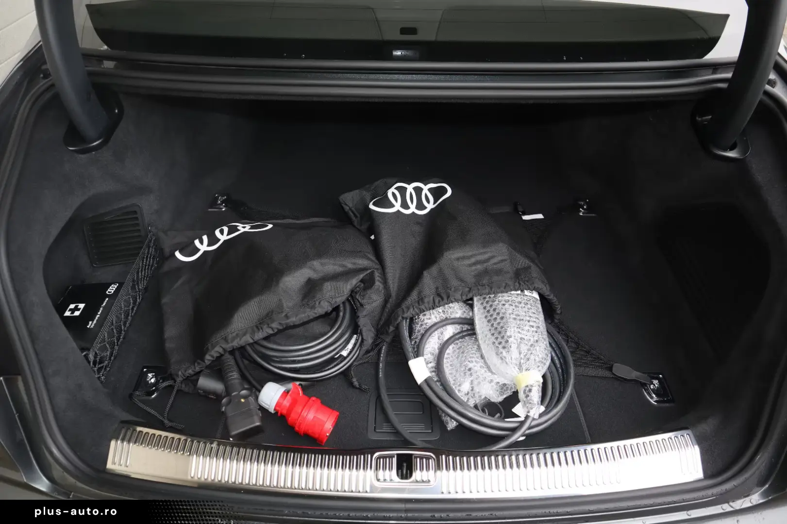 Audi A8 L 60 TFSIe lang EXCLUSIVE VOLL   UPE 18