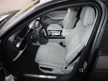 Audi A8 L 60 TFSIe lang EXCLUSIVE VOLL   UPE 18