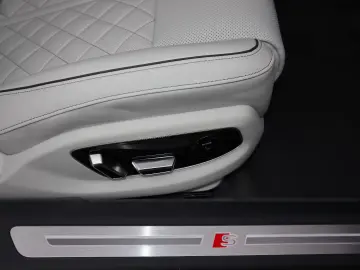 Audi A8 L 60 TFSIe lang EXCLUSIVE VOLL   UPE 18