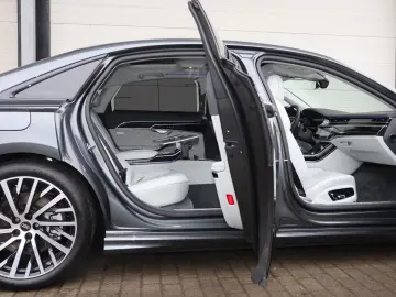 Audi A8 L 60 TFSIe lang EXCLUSIVE VOLL   UPE 18