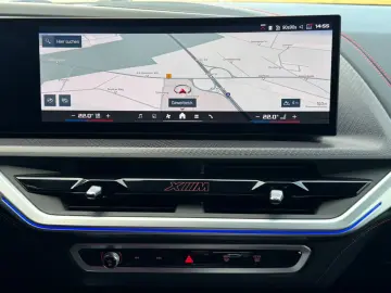 BMW XM LABEL RED  Bowers & Wilkins