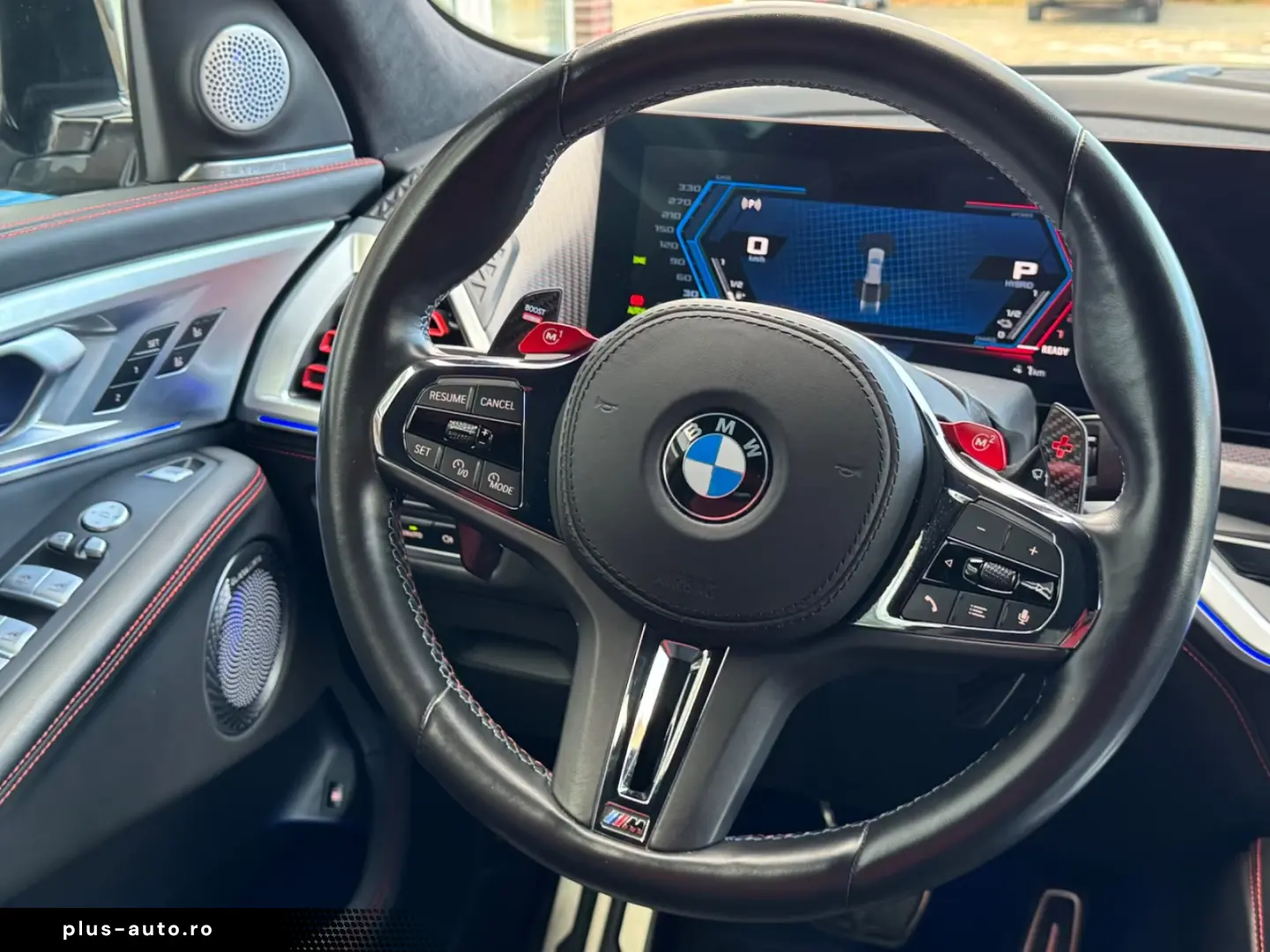 BMW XM LABEL RED  Bowers & Wilkins